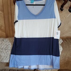 TEE#024 LuLaRoe Christy Blue and White Color Block Short Sleeve Top